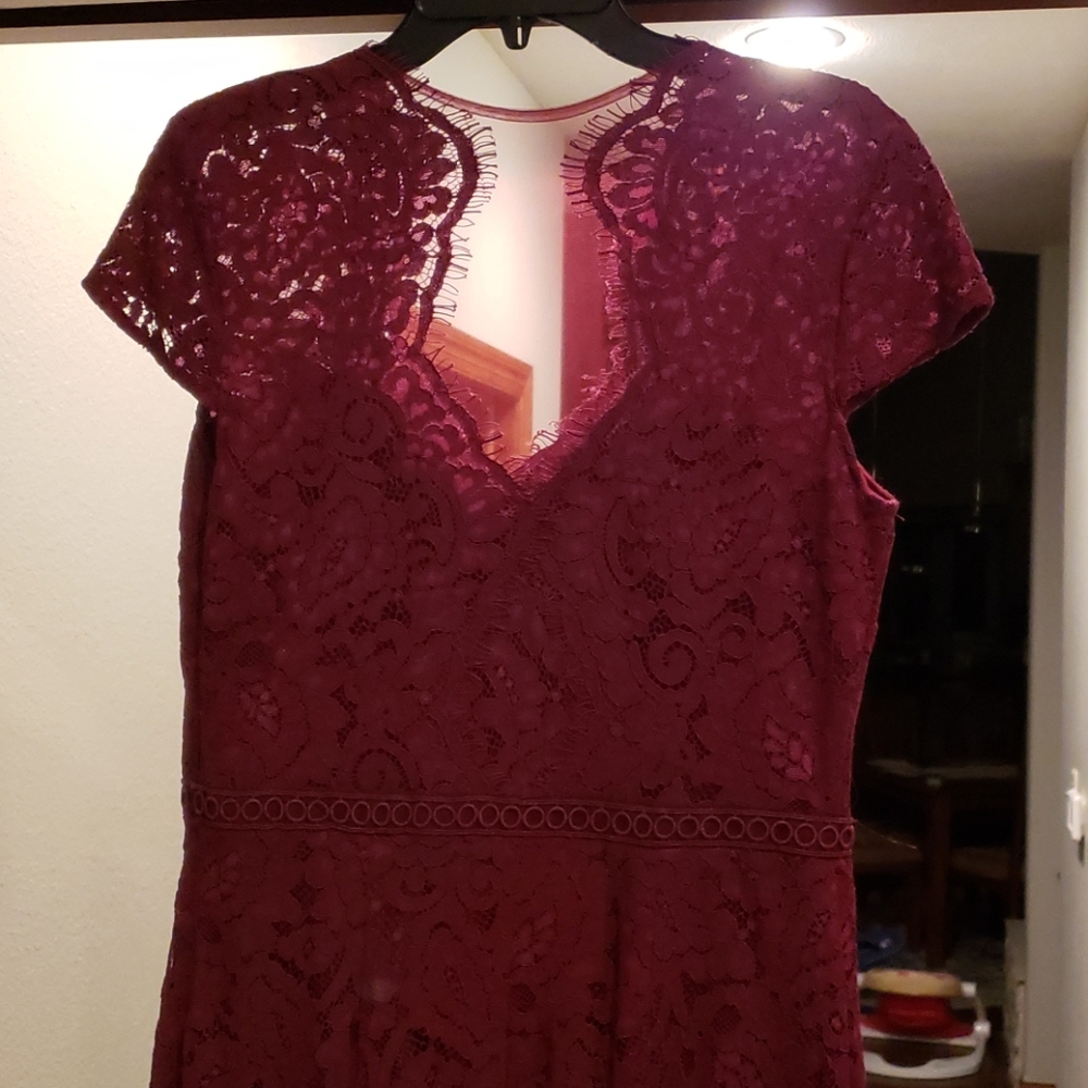 Dress - Picture 2 of 7